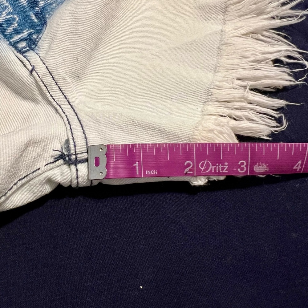 Stylish Blue and White Denim Shorts High-Rise 
Sz 2/26 - Picture 5 of 6